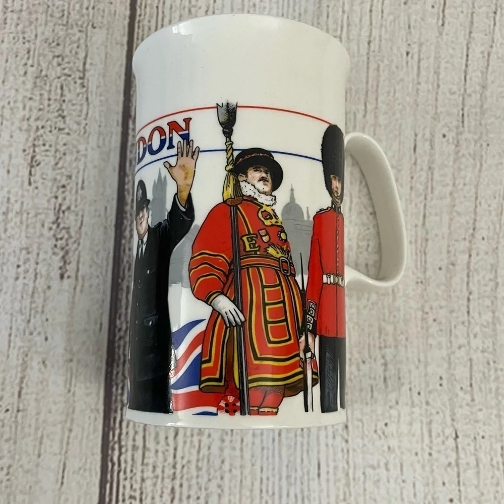 DUNOON CERAMICS London Designed Jack Dadd Fine Bone China Mug Made in England